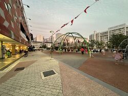 Tampines Street 81 (D18), Shop House #475647301